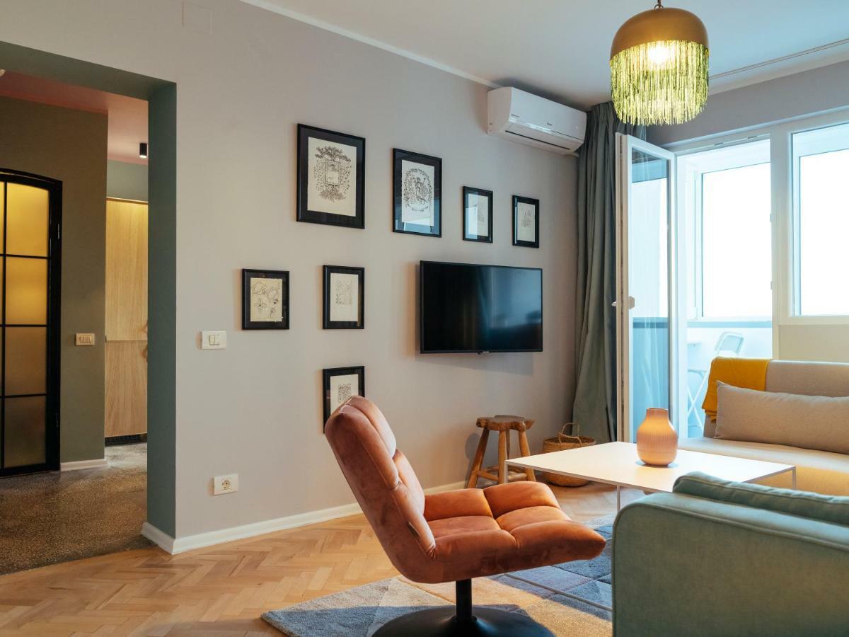 Parklake Design Apartment - Fabulous View - Netflix Bukarest Exteriör bild